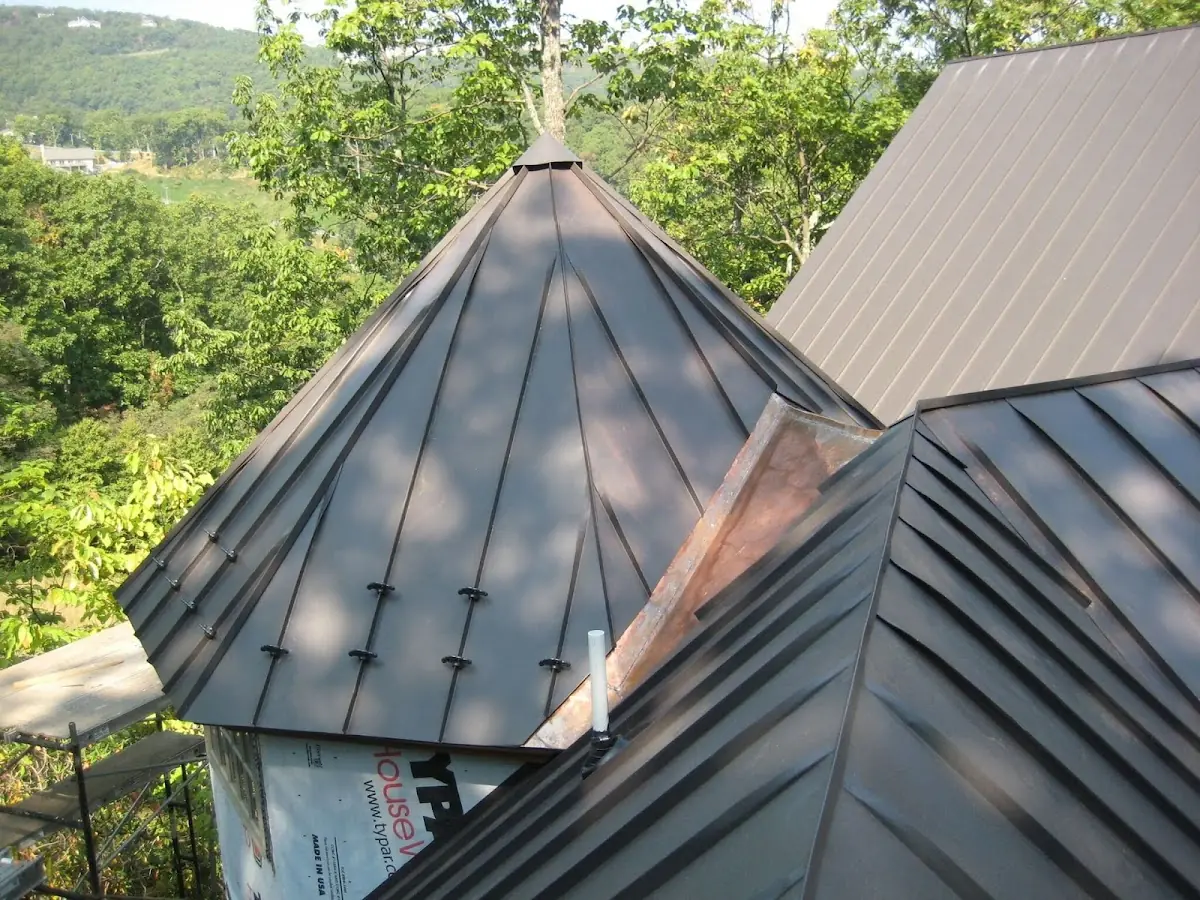 Professional Shingle Replacement & Repair by Craftsman Roofing in Gregg Neck